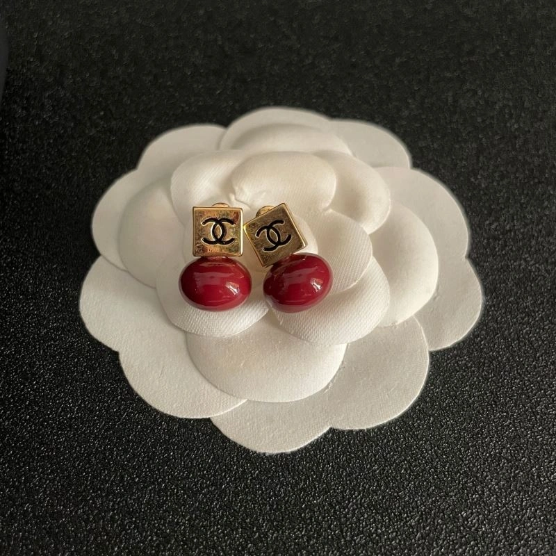 Comfortable Chanel Earrings 229995