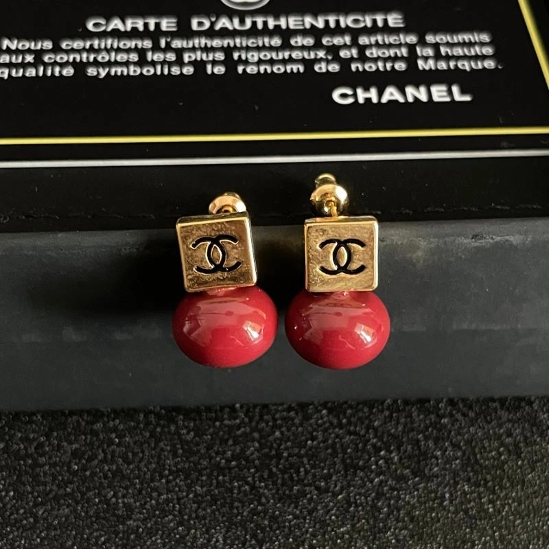 Comfortable Chanel Earrings 229995