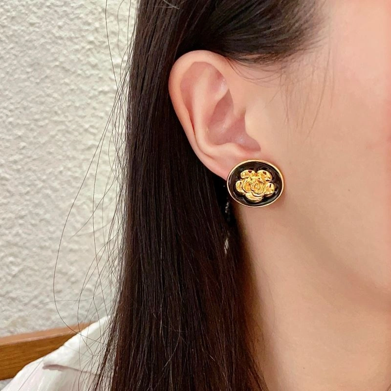 Chanel Earrings SportInspired 229990