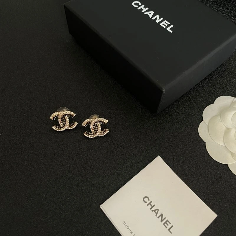 Sporty Chanel Earrings 230011