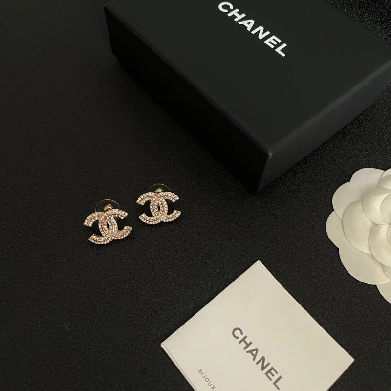 Chanel Earrings Minimalist 229985