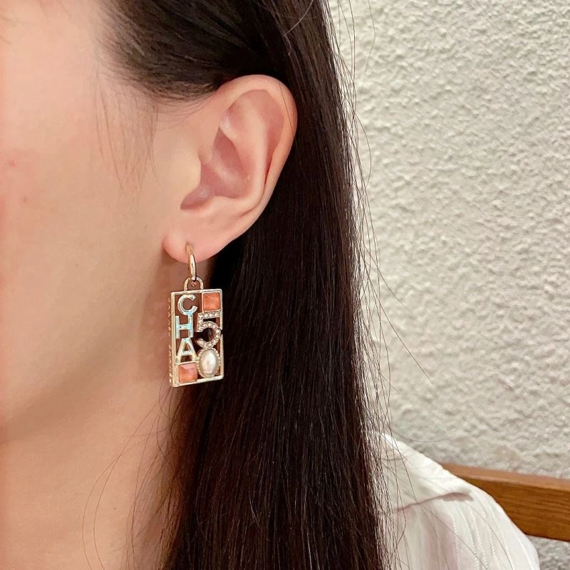 Chanel Earrings SunProtective 230128