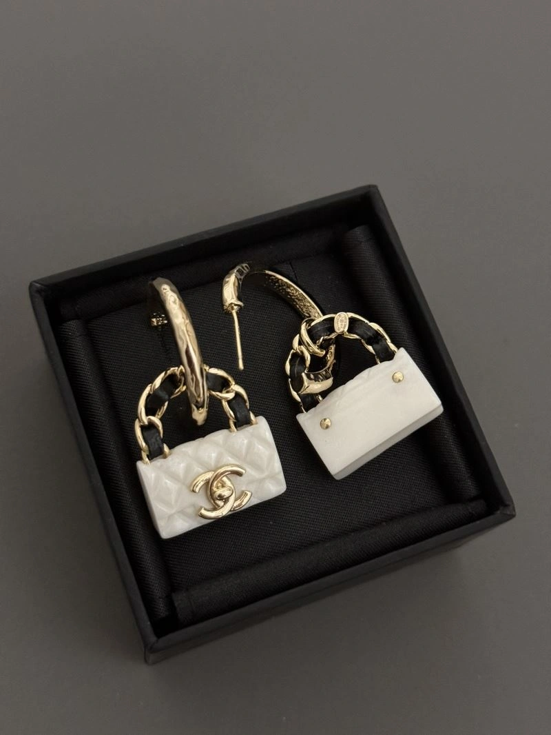 Chanel Earrings Premium 230007
