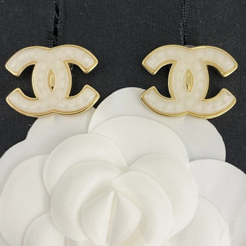 Chanel Earrings Effortless 229992