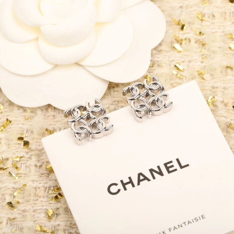 Chanel Earrings TimelessDesign 230049