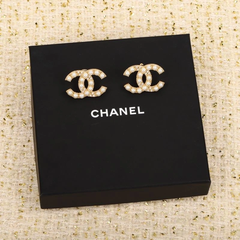 Chanel Earrings Reliable 229969