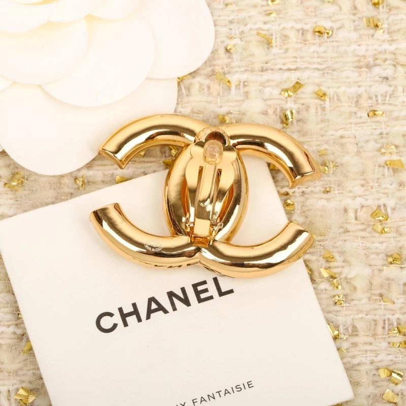 Chanel Earrings Reliable 229969