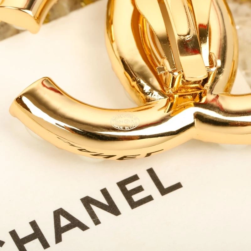 Chanel Earrings Reliable 229969