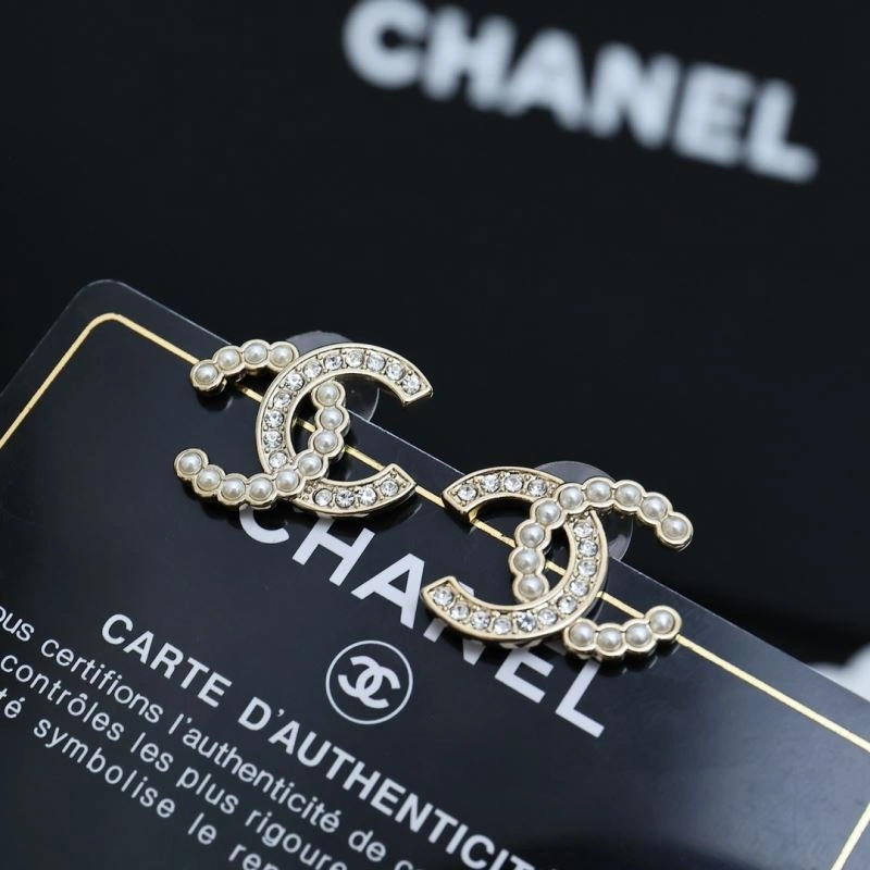 Fashionable Chanel Earrings 229978