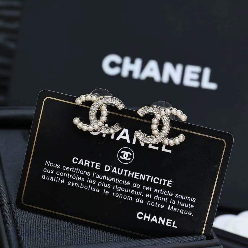 Fashionable Chanel Earrings 229978
