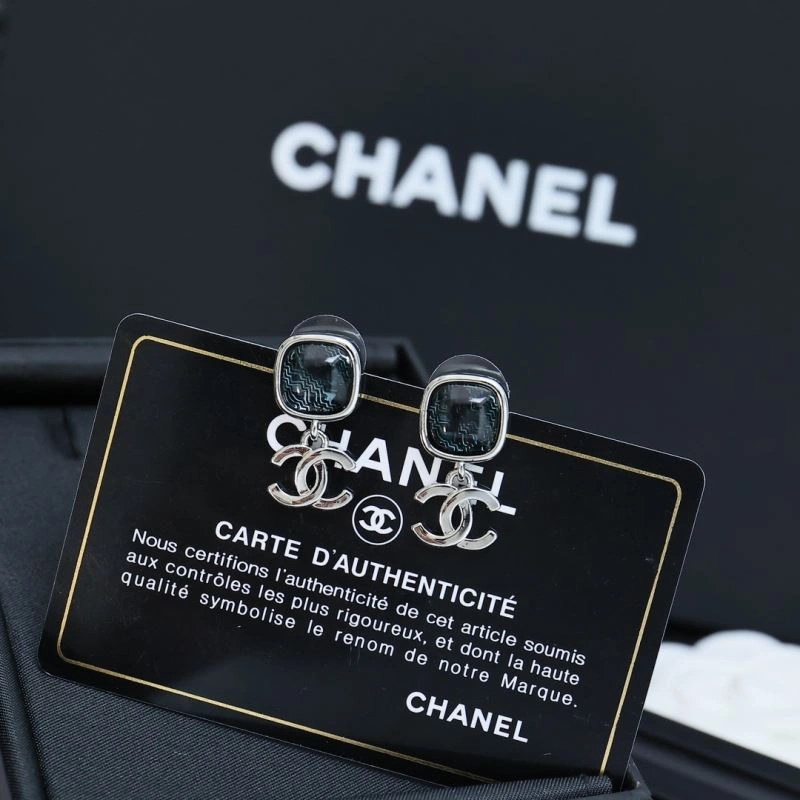 Supportive Chanel Earrings 229982