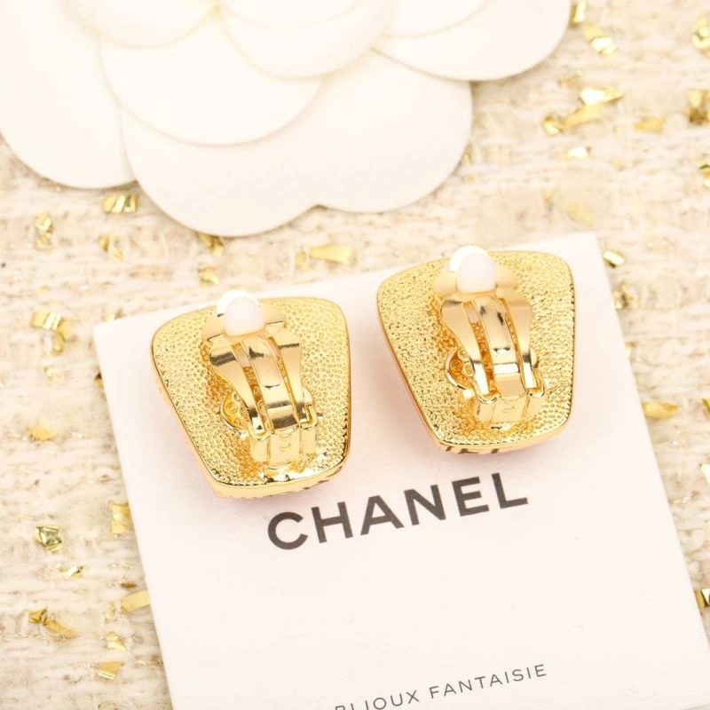Soft Chanel Earrings 229956