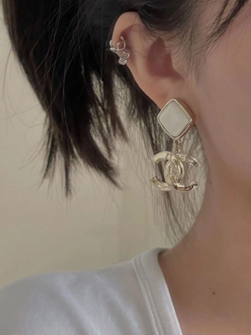 Chanel Earrings HighPerformance 229944