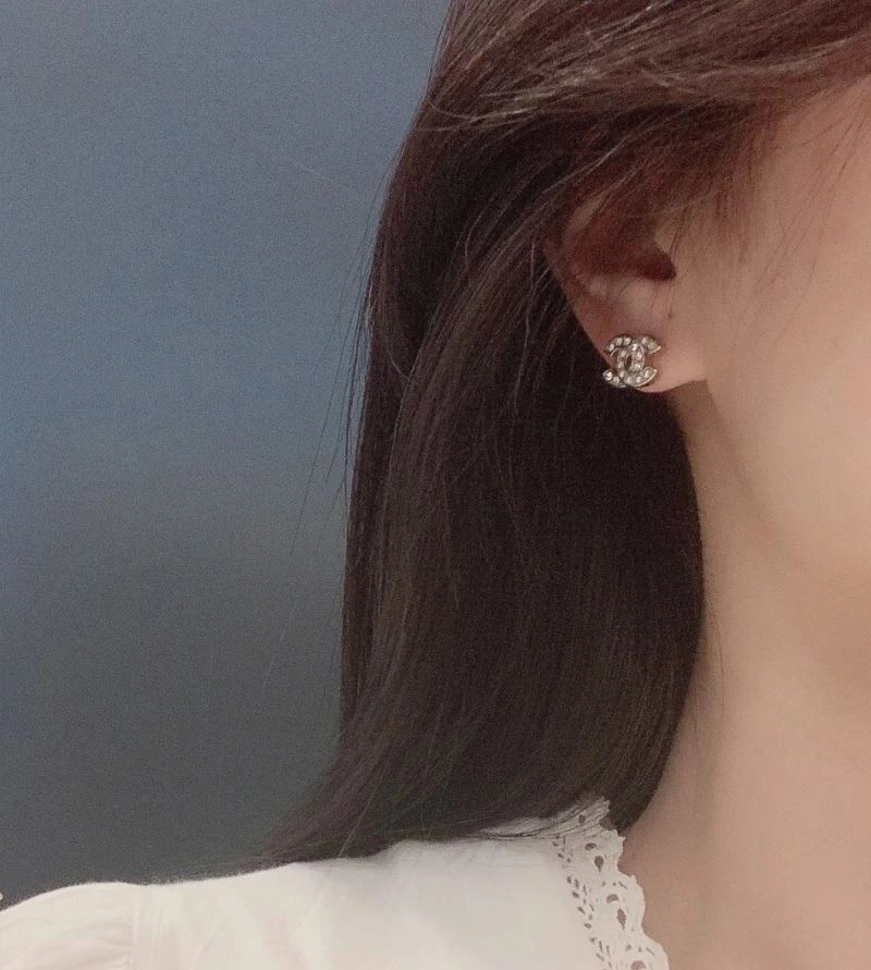 Chanel Earrings Sporty 229968