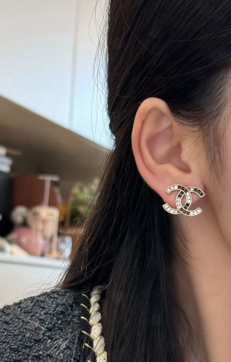 Stretchable Chanel Earrings 229950