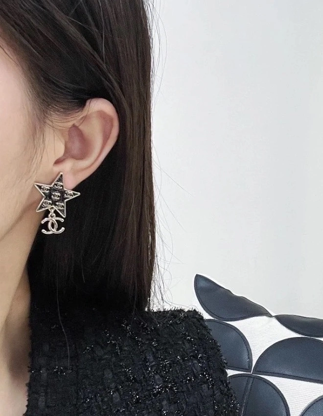 Chanel Earrings SportInspired 229930