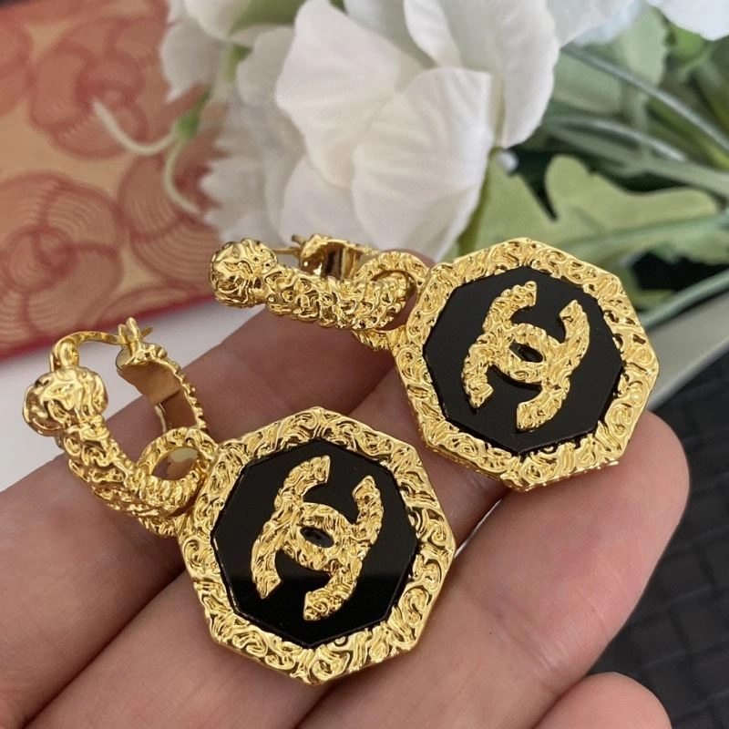 Chanel Earrings Sporty 229945