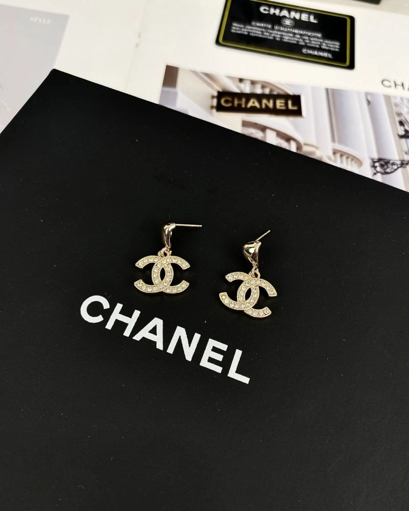 MoistureWicking Chanel Earrings 229927