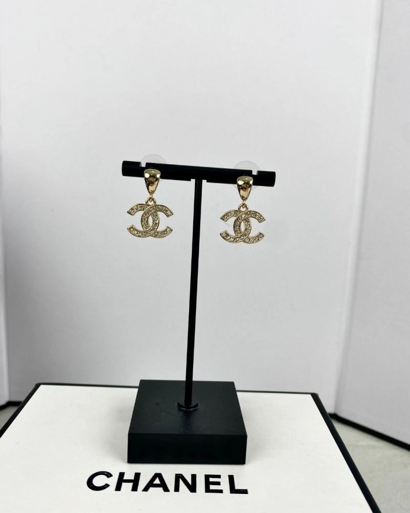MoistureWicking Chanel Earrings 229927
