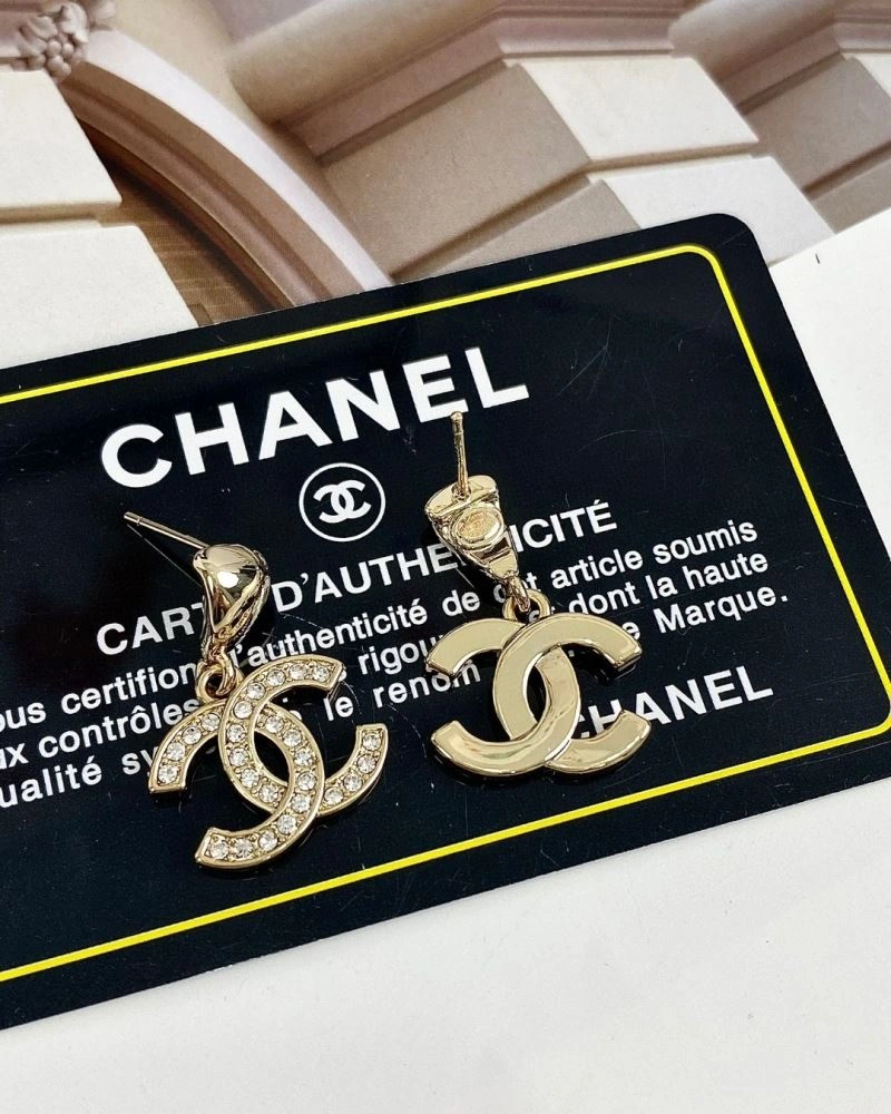MoistureWicking Chanel Earrings 229927