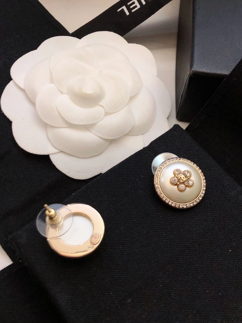 Affordable Chanel Earrings 230009