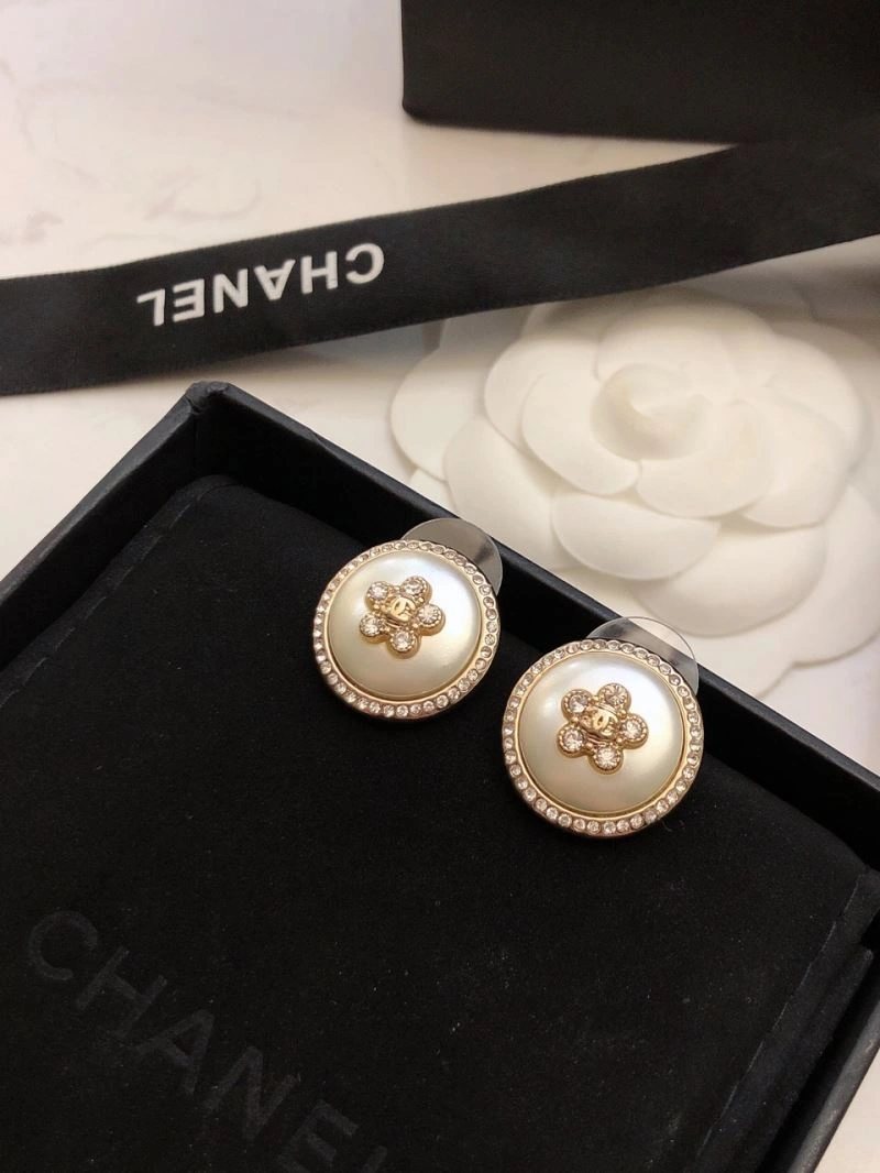 Affordable Chanel Earrings 230009