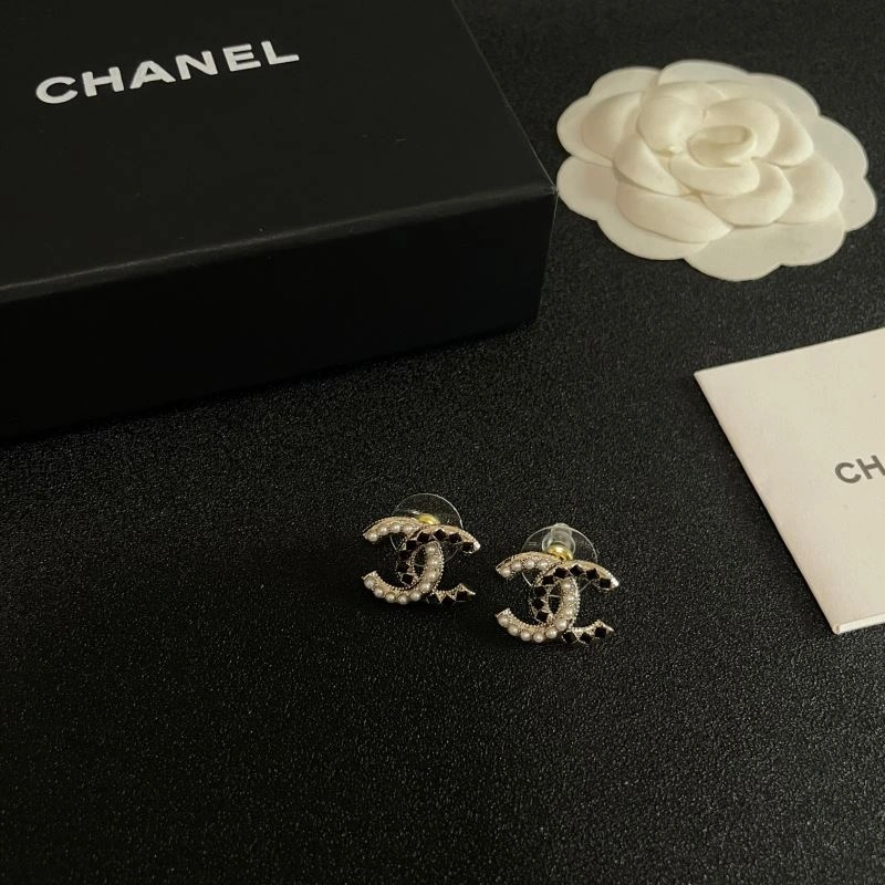 HighPerformance Chanel Earrings 229960