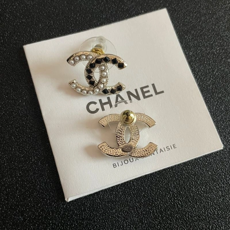 HighPerformance Chanel Earrings 229960
