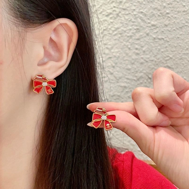 Chic Chanel Earrings 229908