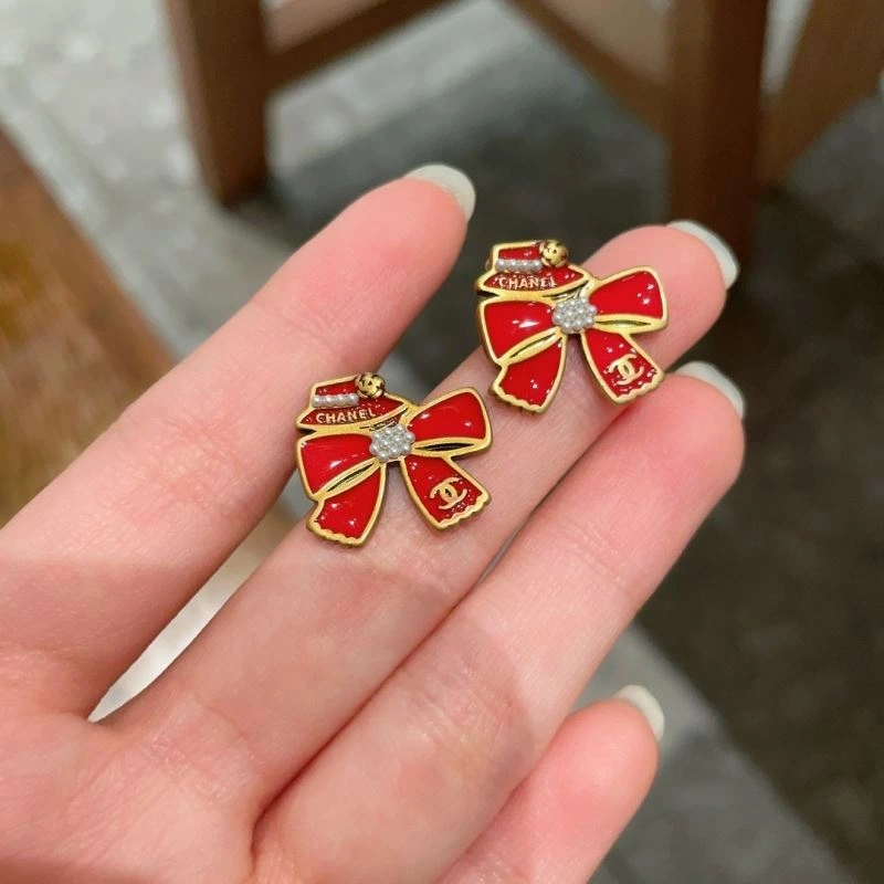 Chic Chanel Earrings 229908