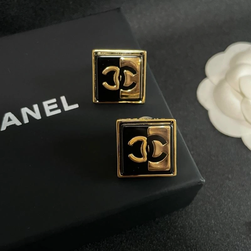 Breathable Chanel Earrings 229900