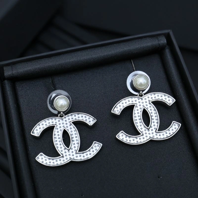 Chanel Earrings Chic 229905