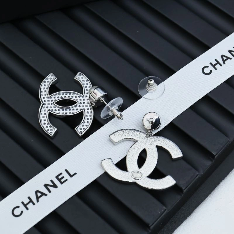 Chanel Earrings Chic 229905