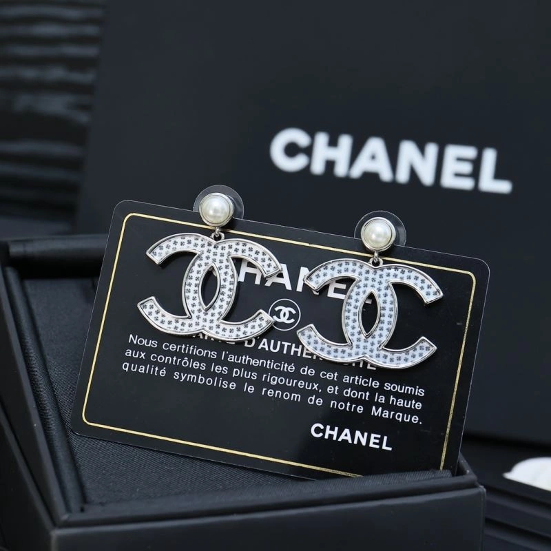 Chanel Earrings Chic 229905