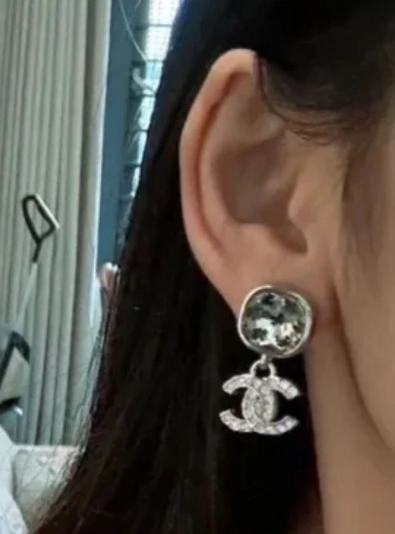 Chanel Earrings SmoothTexture 229903