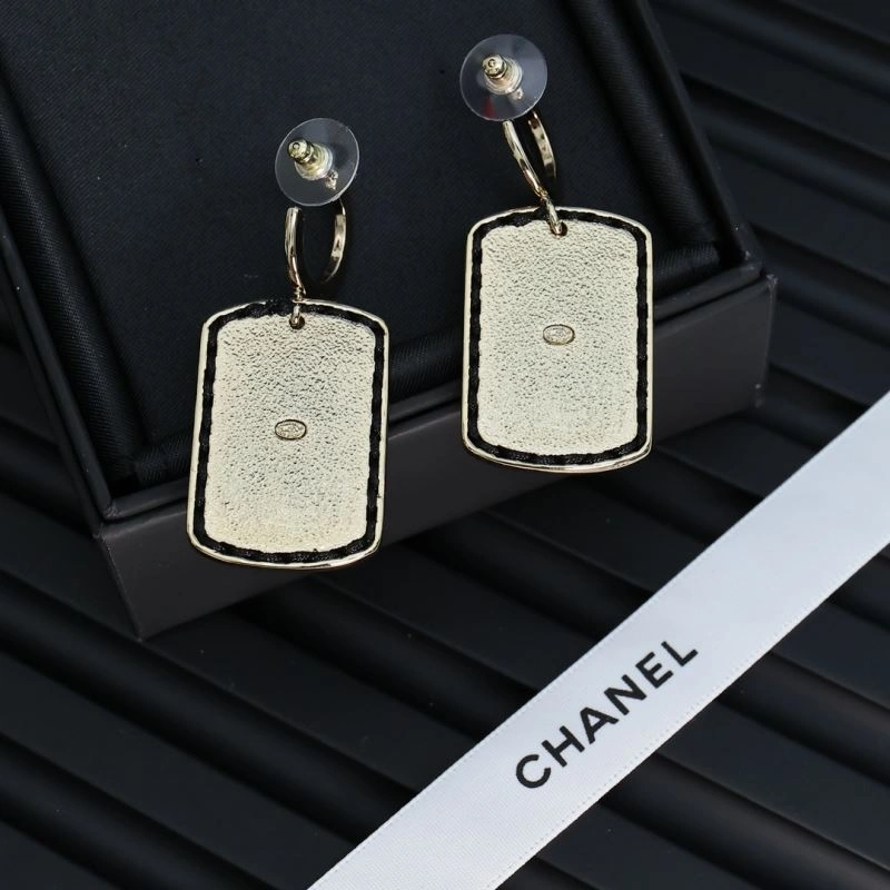 Sustainable Chanel Earrings 229917