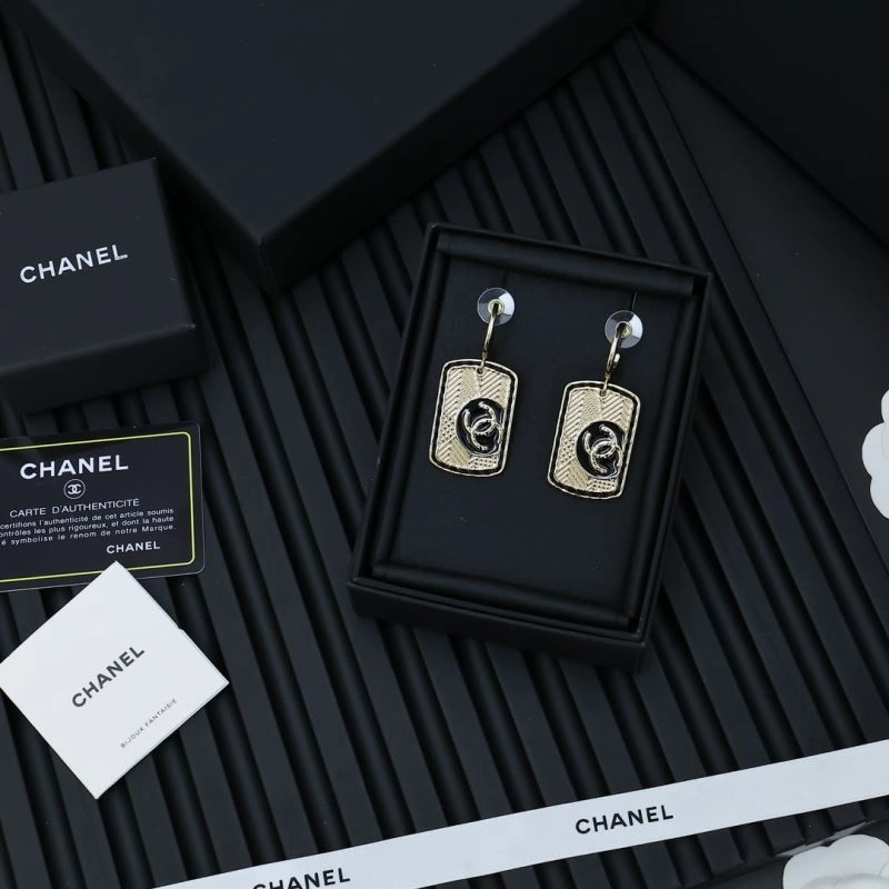 Sustainable Chanel Earrings 229917