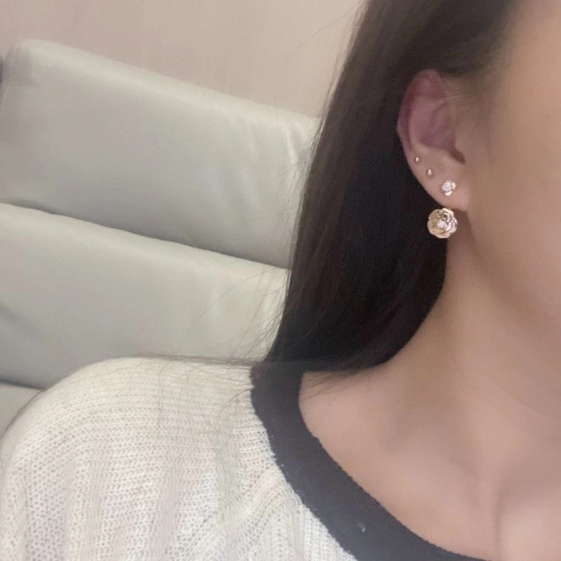 Chanel Earrings Practical 229915