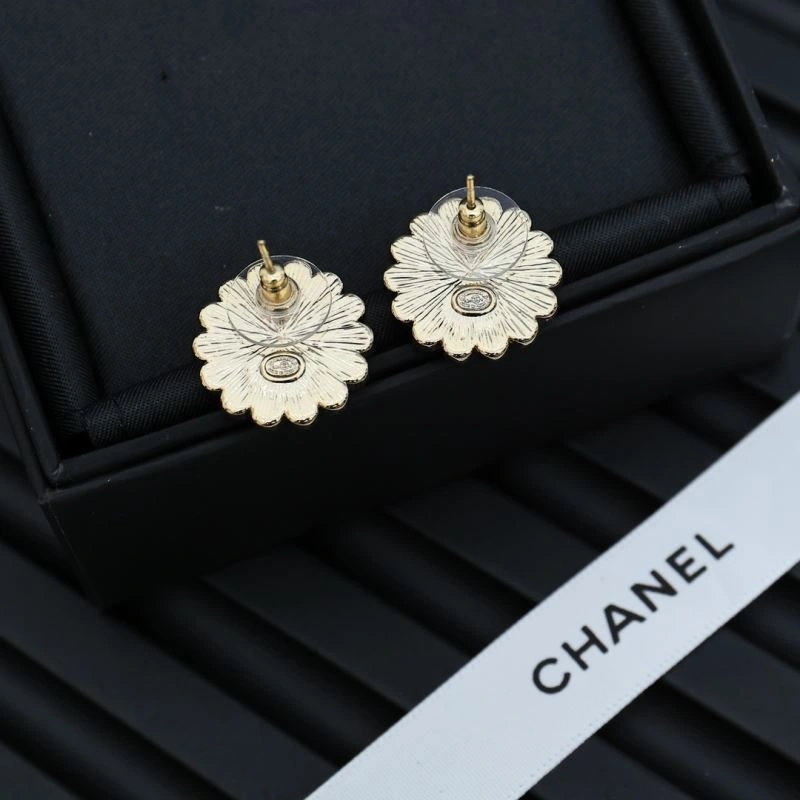 Chanel Earrings Elegant 229897