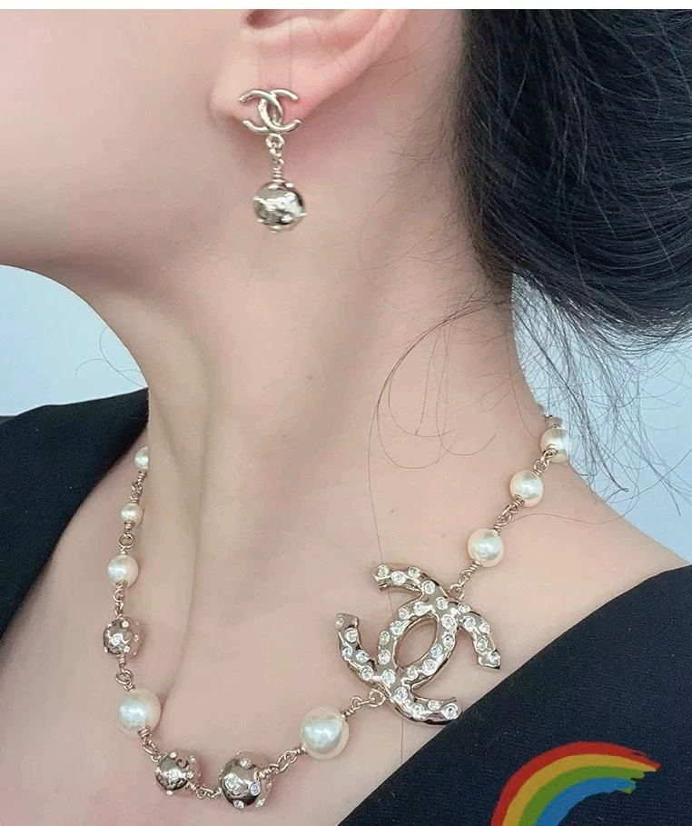 Chanel Earrings WrinkleFree 229894