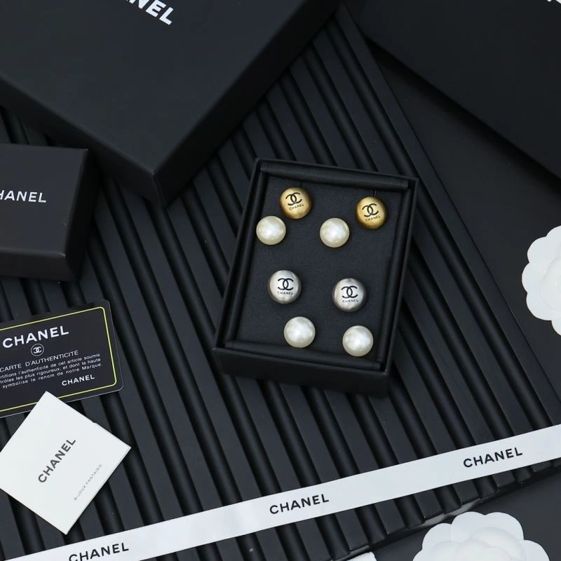 Chanel Earrings Sporty 229895
