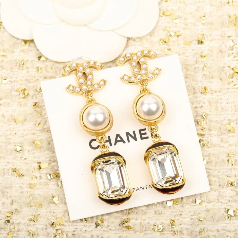 Breathable Chanel Earrings 229885