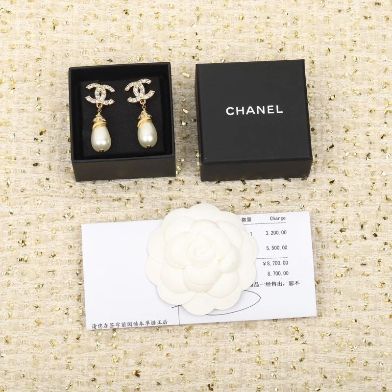 Chanel Earrings Trendsetting 229887
