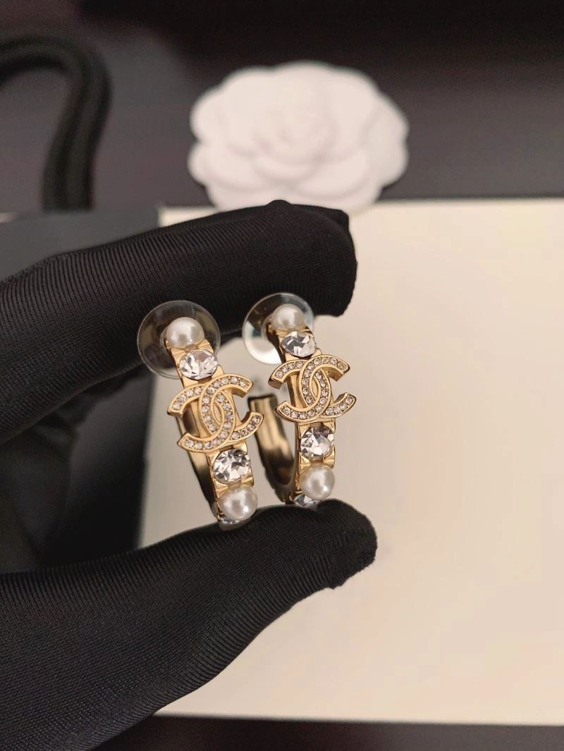 Chanel Earrings Practical 229881