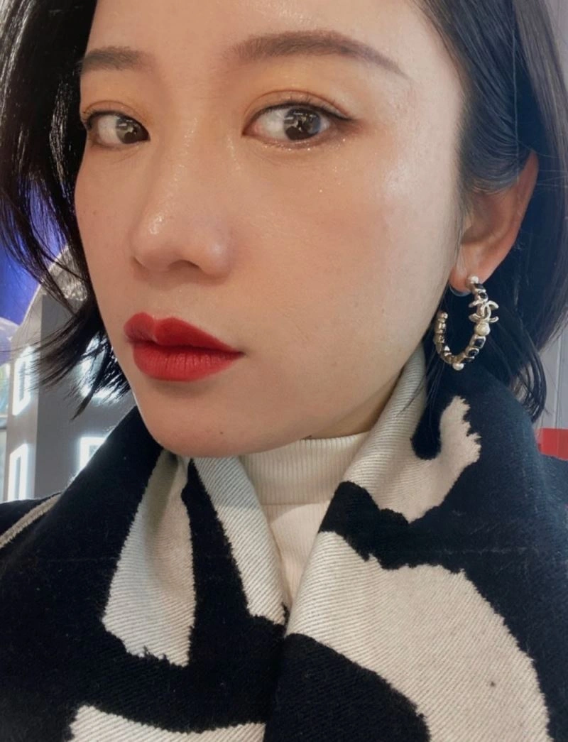 WaterResistant Chanel Earrings 229910