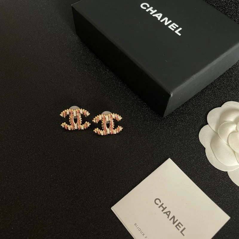 Lightweight Chanel Earrings 229876