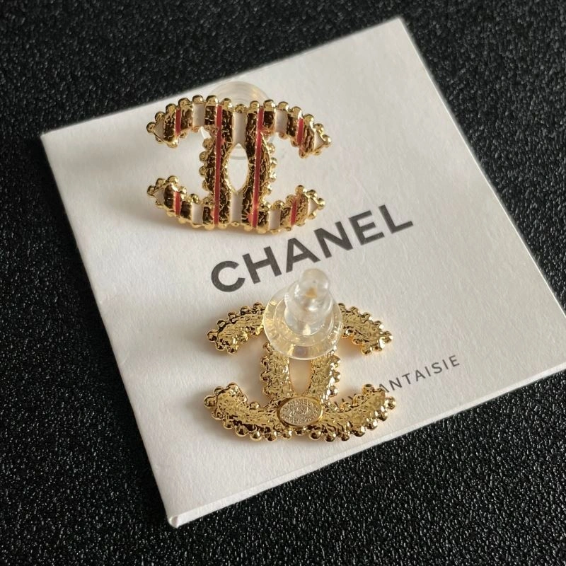 Lightweight Chanel Earrings 229876