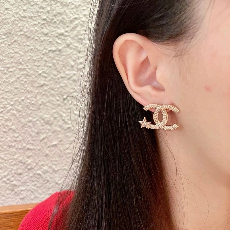 RelaxedFit Chanel Earrings 229875