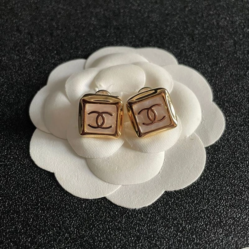 Chanel Earrings Bright 229869