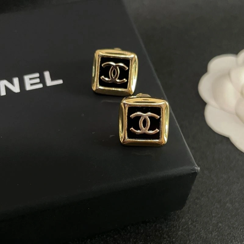 Chanel Earrings FreshLook 229867